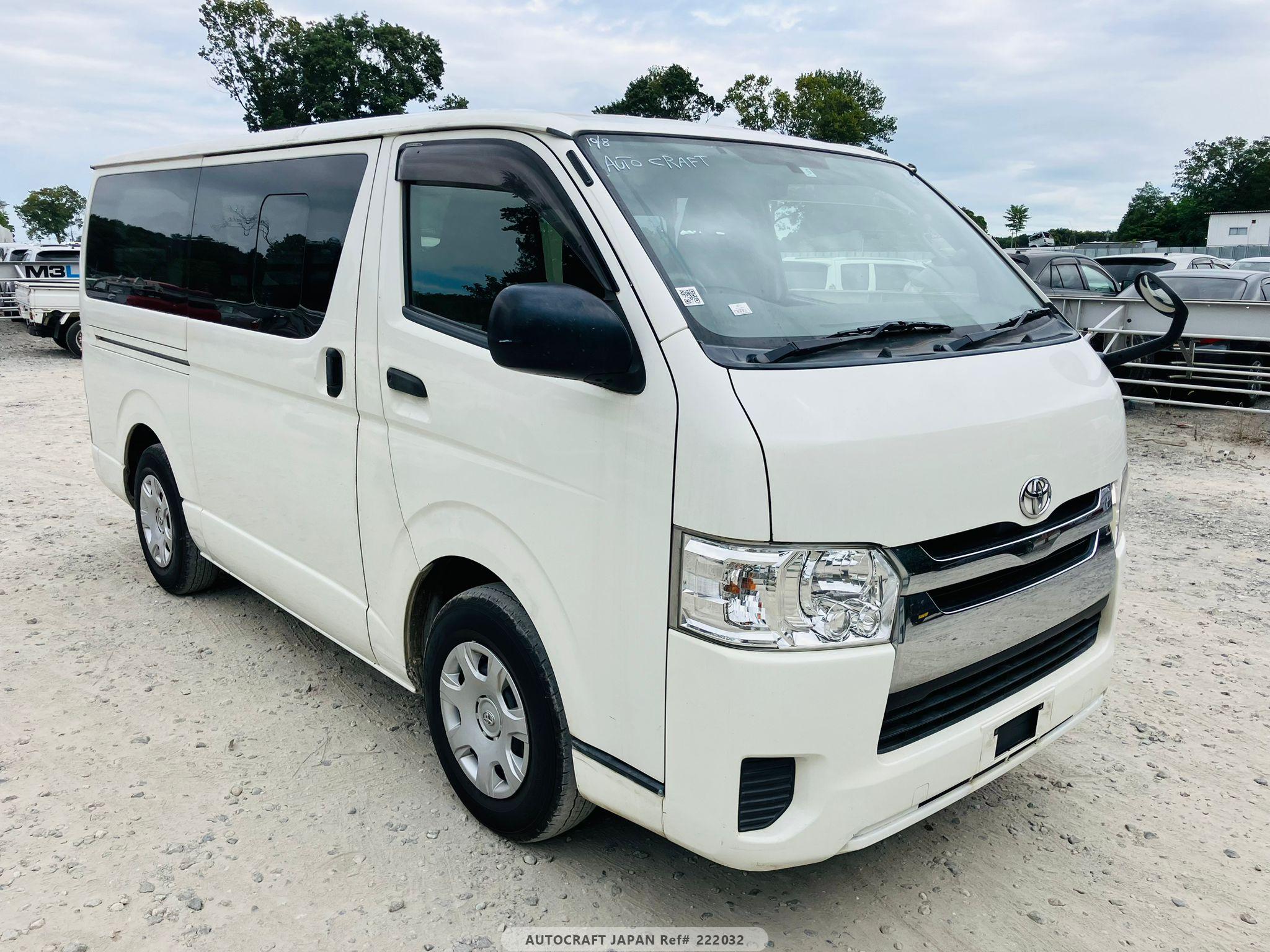 Toyota Regius Ace 2016