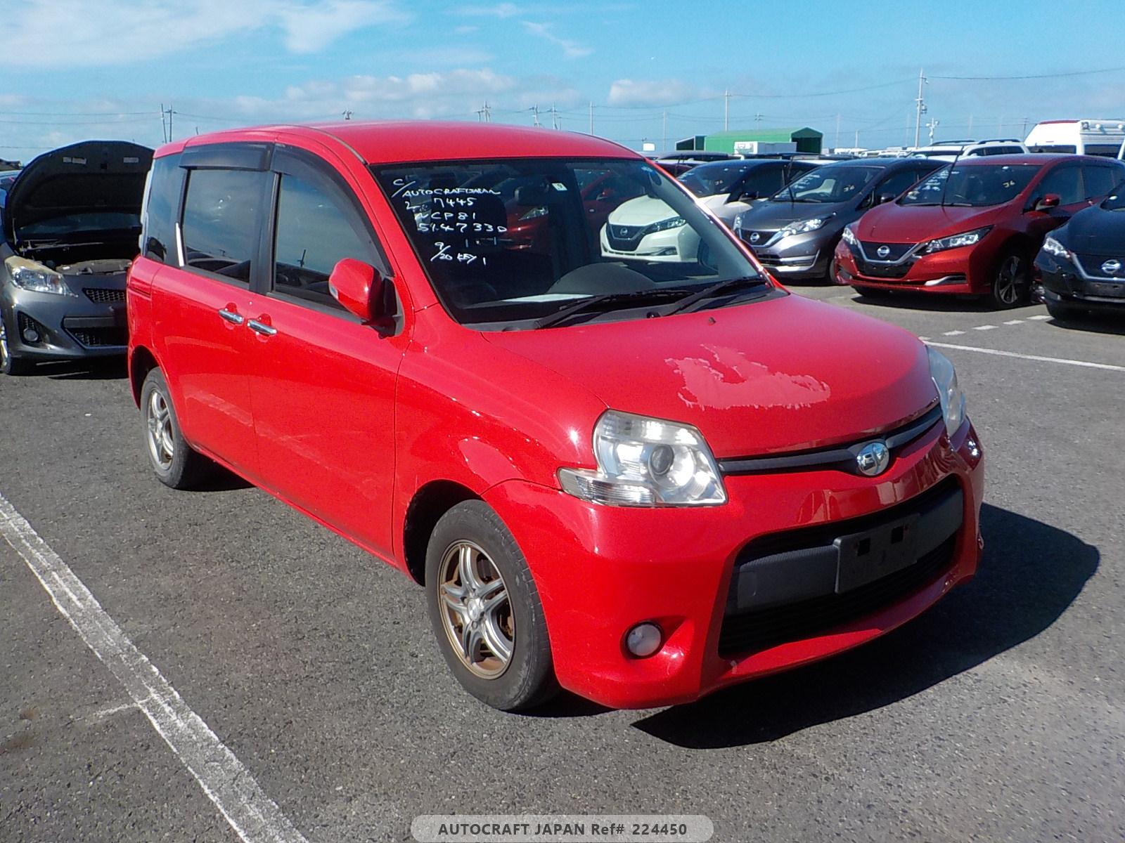 Toyota Sienta 2011