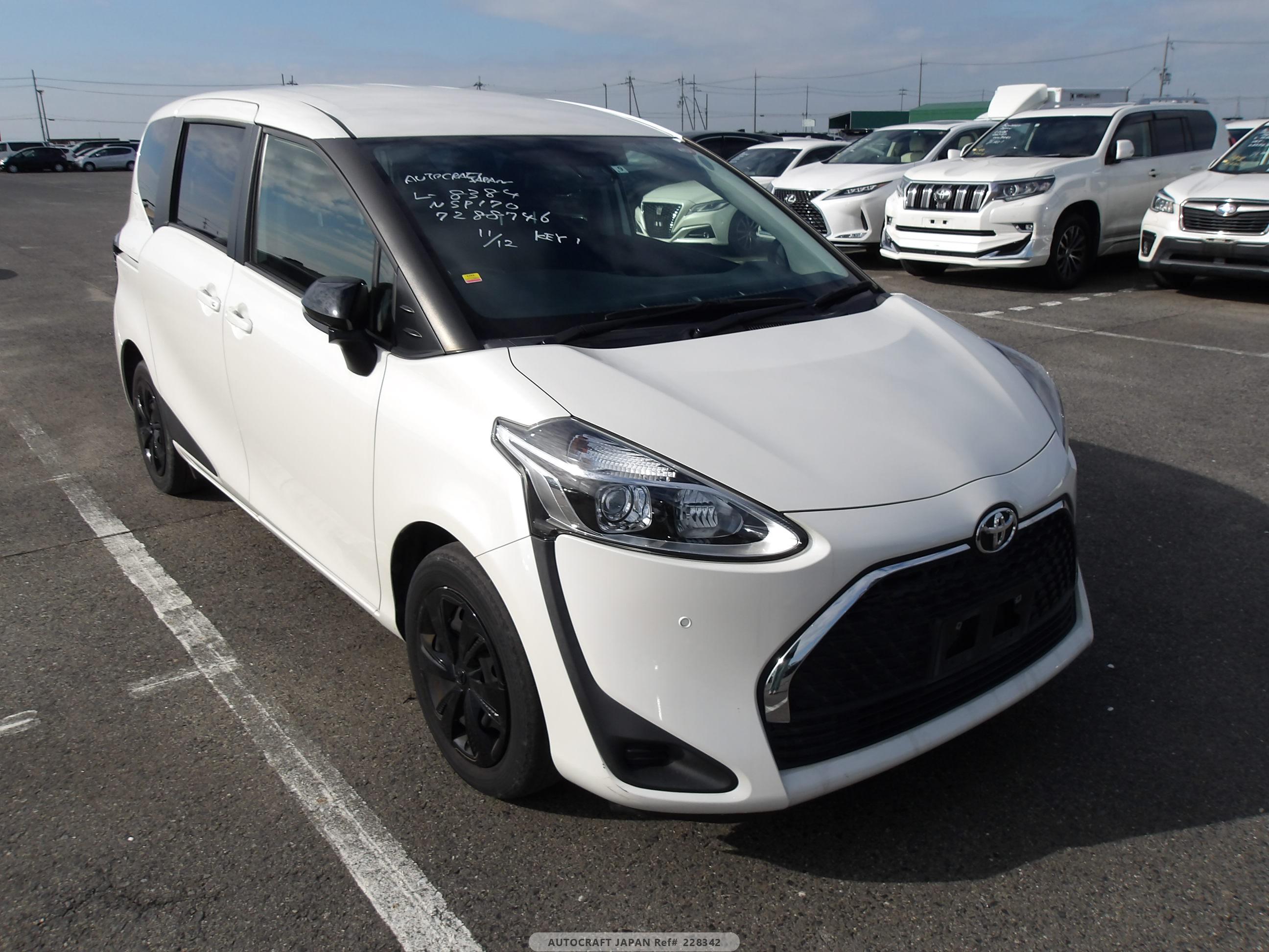 Toyota Sienta 2021