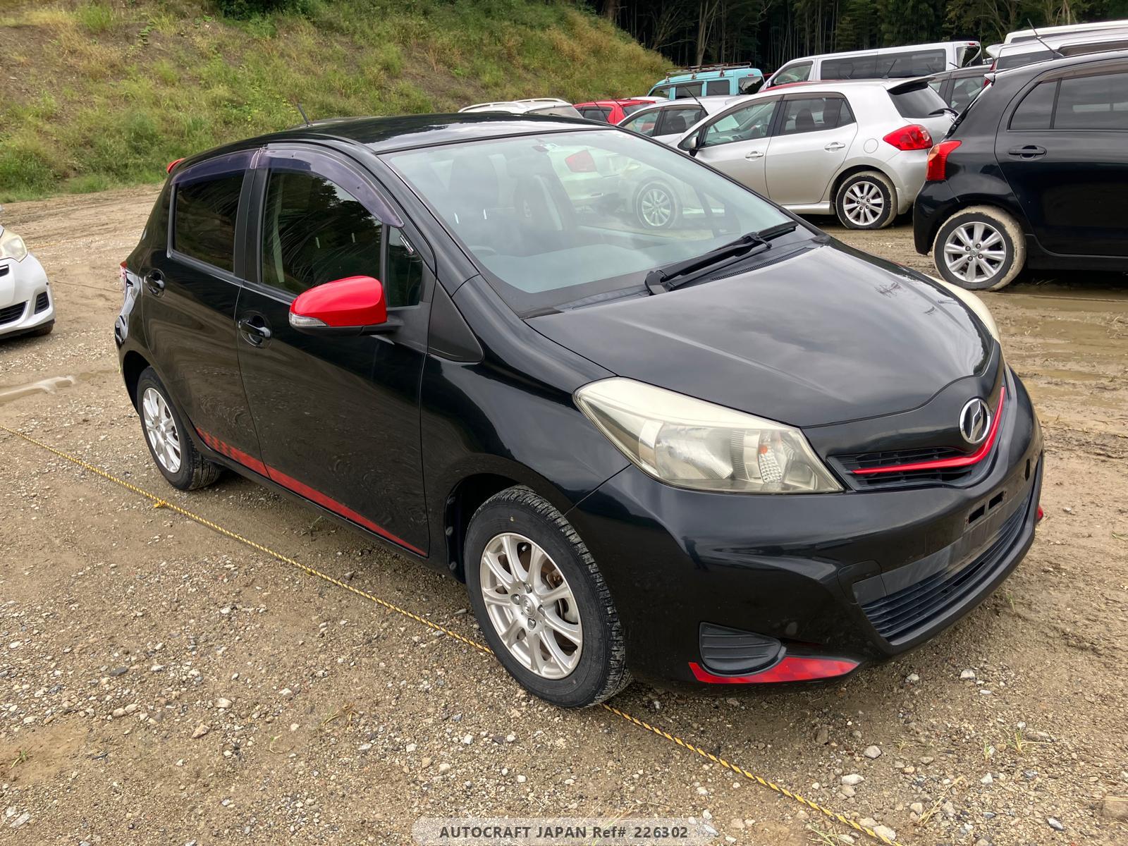 Toyota Vitz 2013