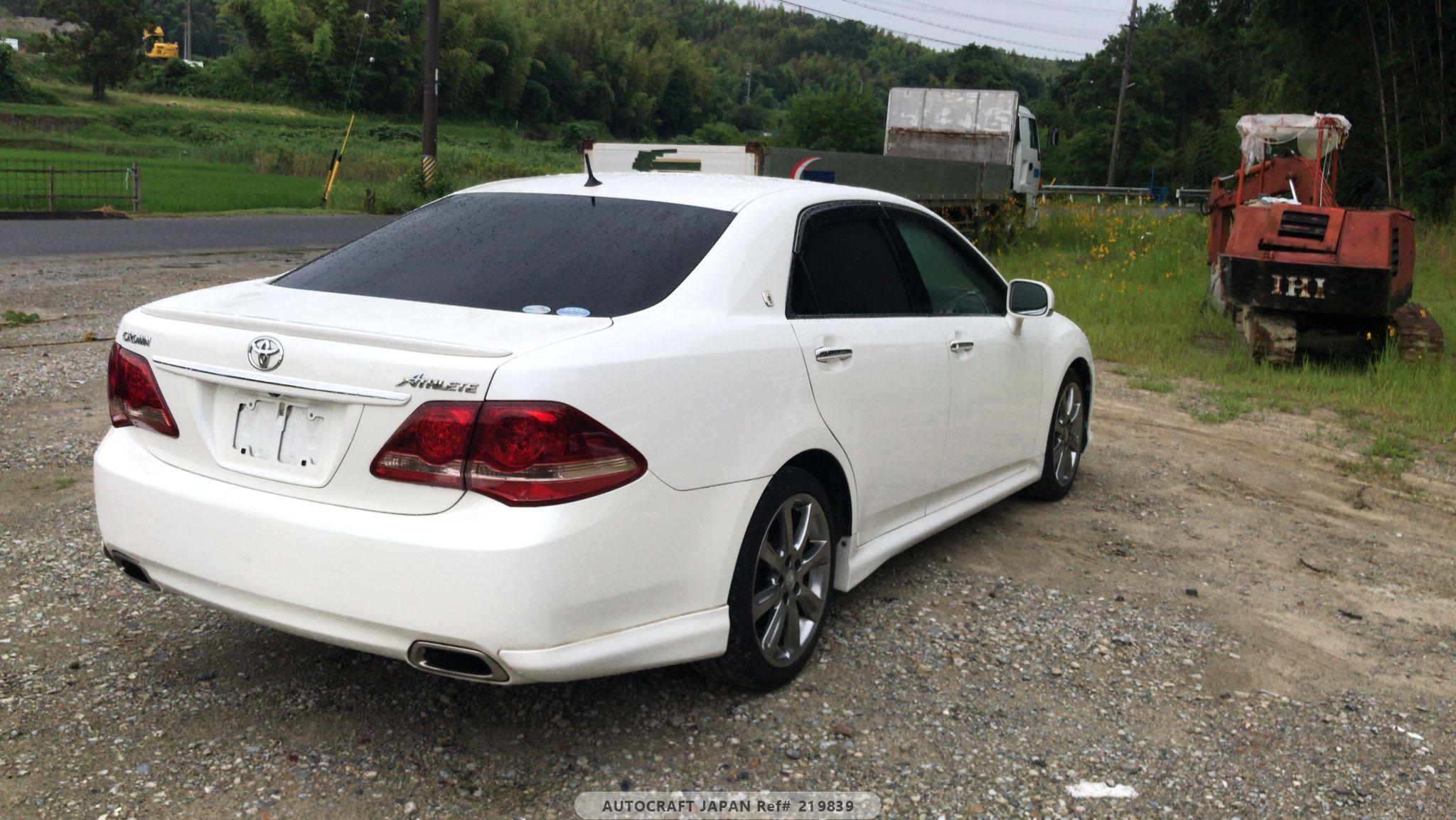 Toyota Crown 2008