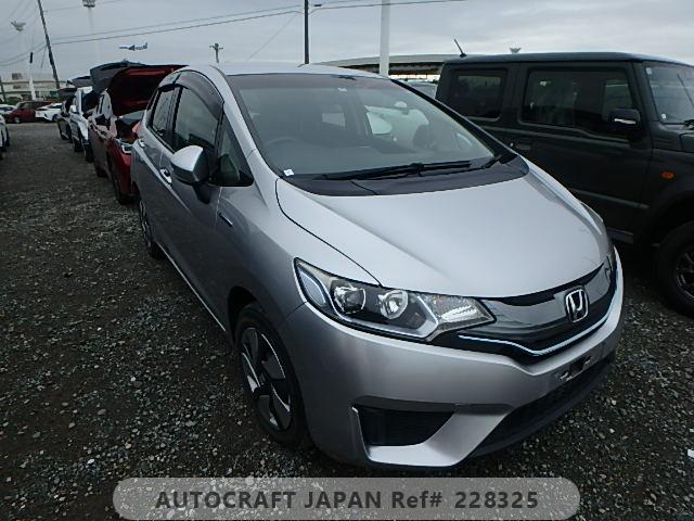 Honda Fit Hybrid 2014