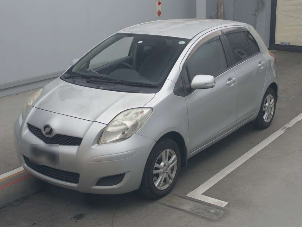 Toyota Vitz 2010