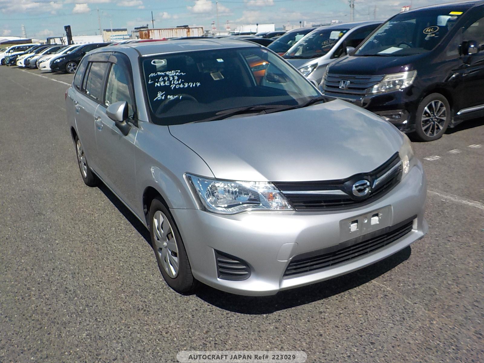 Toyota Corolla Fielder 2013