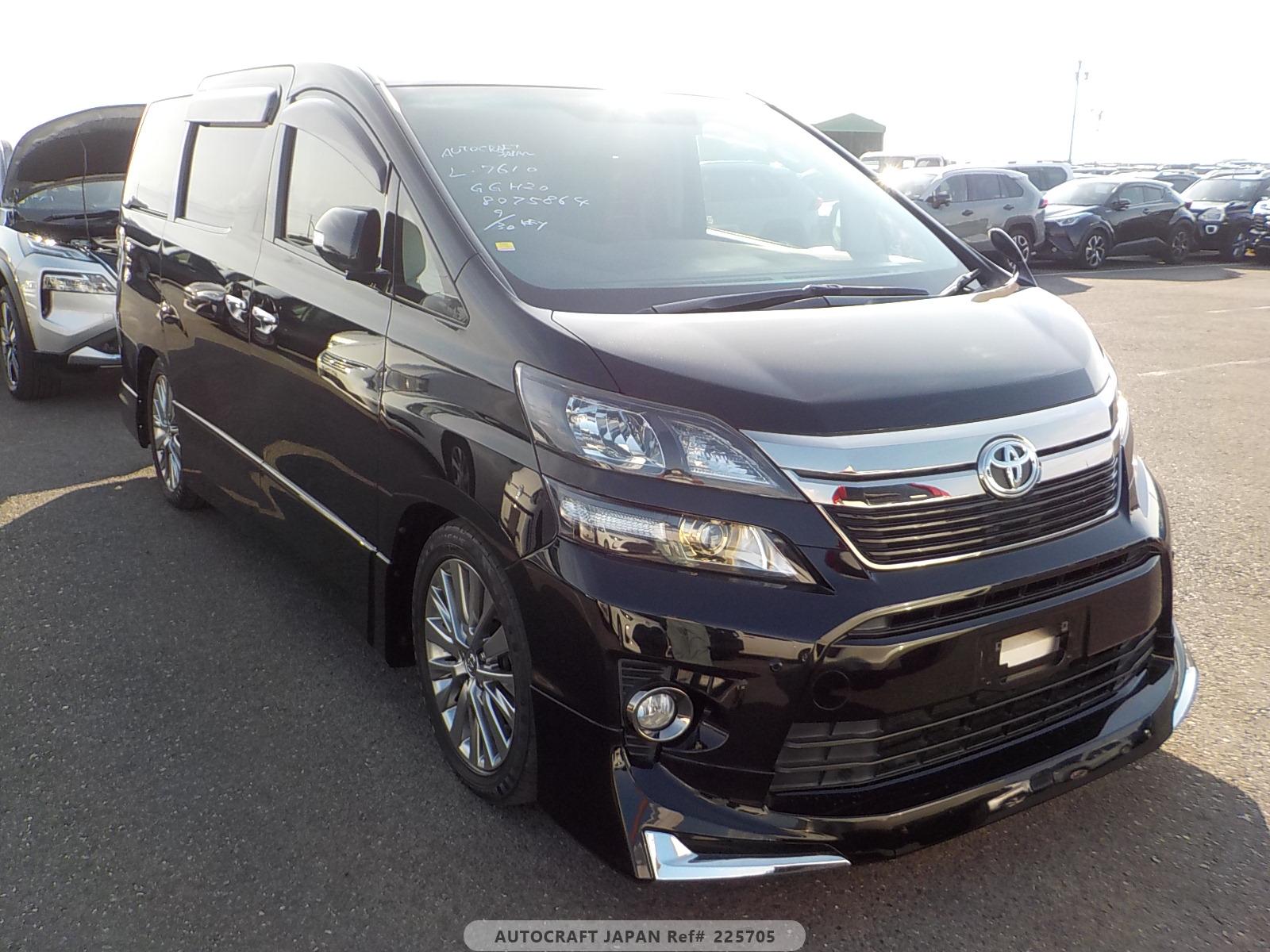 Toyota Vellfire 2013