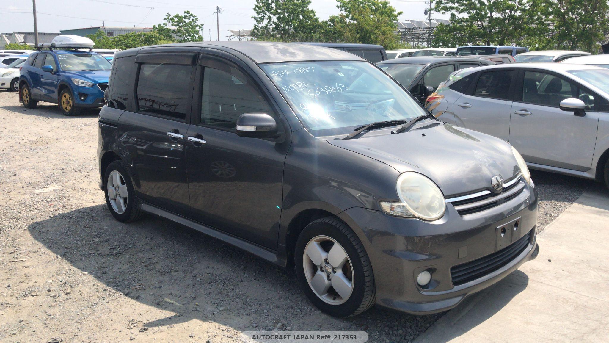 Toyota Sienta 2007