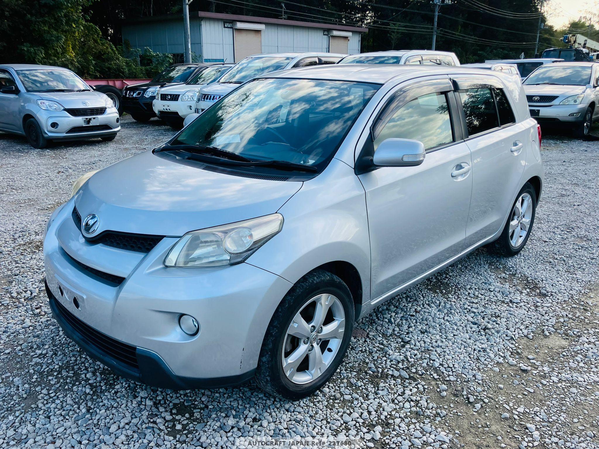 Toyota IST 2008