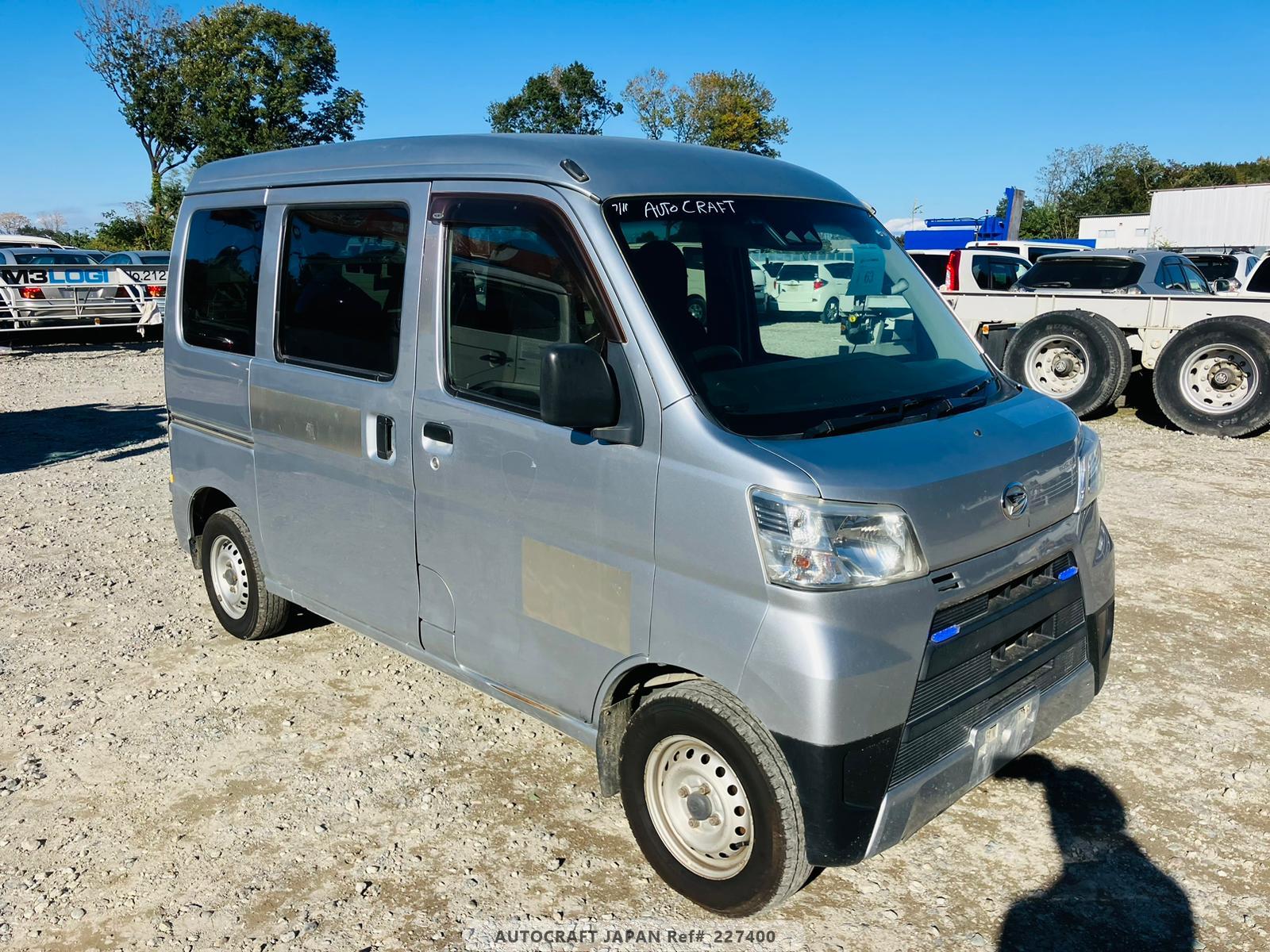 Daihatsu Hijet Cargo 2018