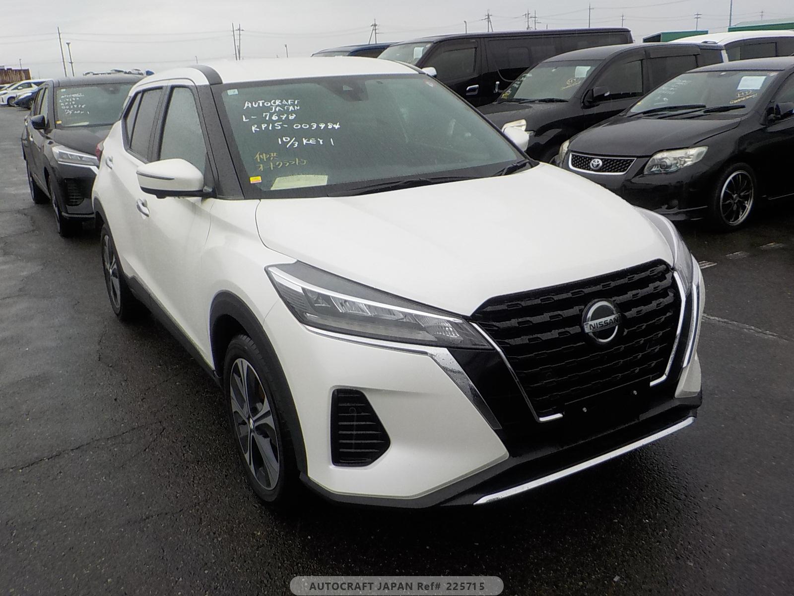 Nissan KICKS 2023