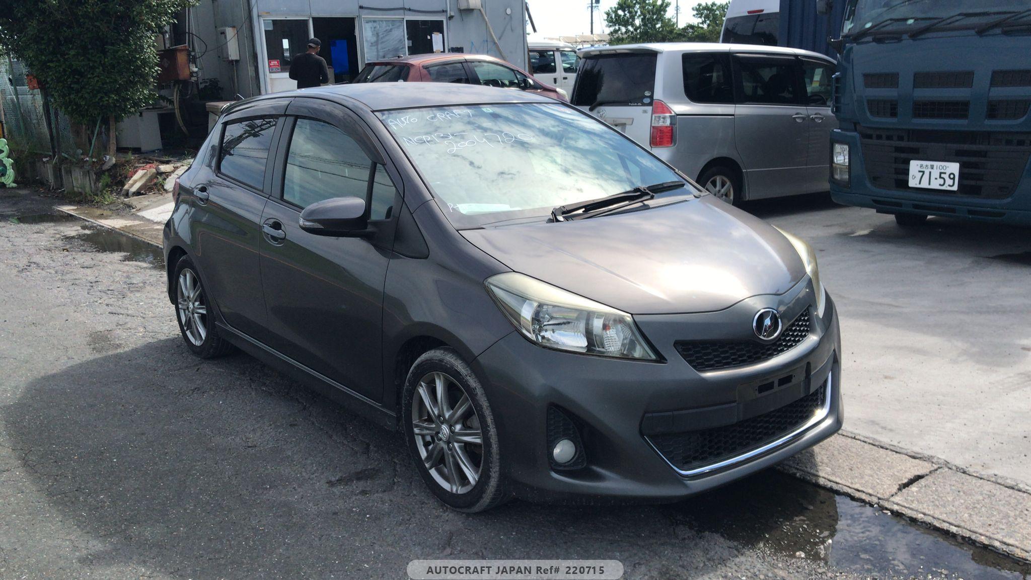 Toyota Vitz 2011