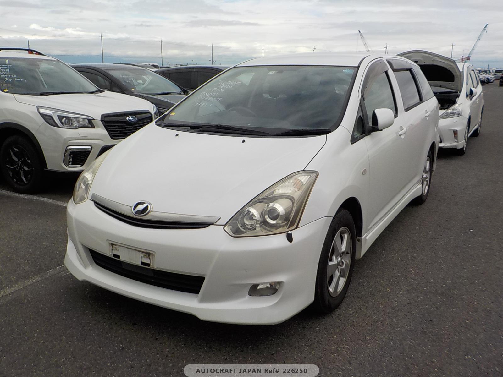 Toyota Wish 2005