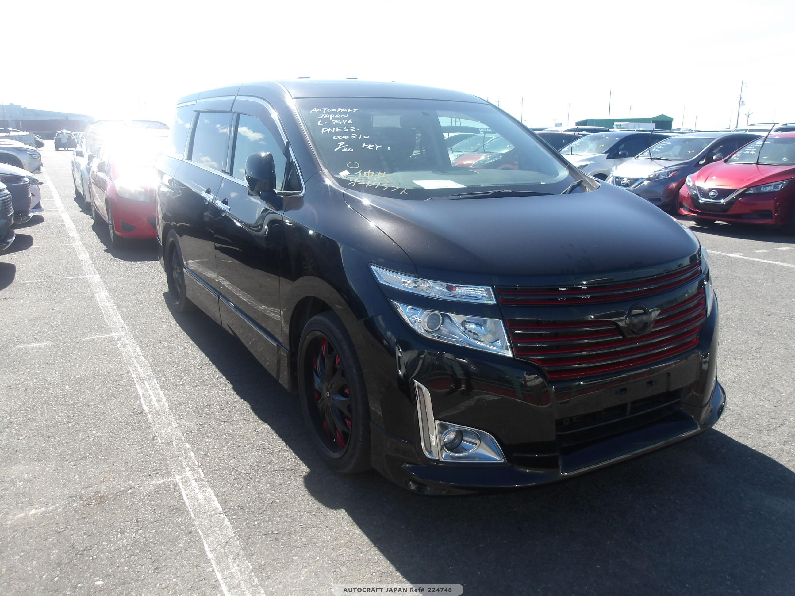 Nissan Elgrand 2010