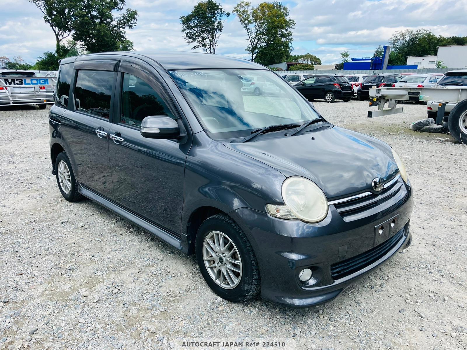 Toyota Sienta 2007