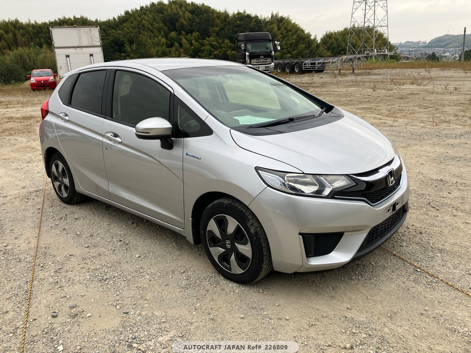 Honda Fit Hybrid 2016