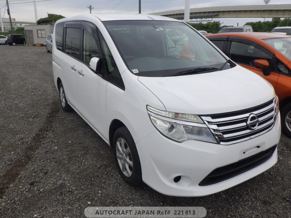 Nissan Serena 2014