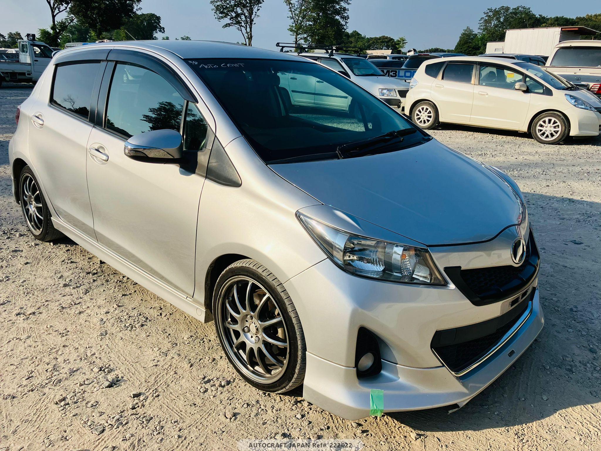 Toyota Vitz 2011