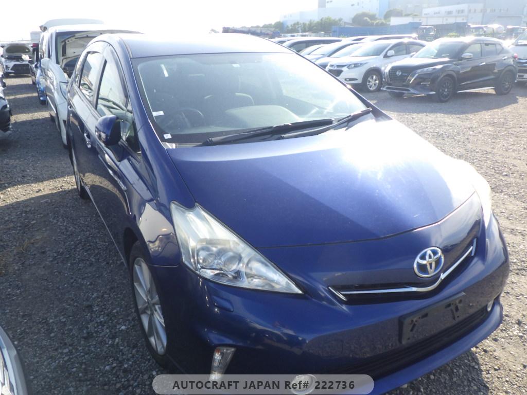 Toyota PRIUS ALPHA 2012