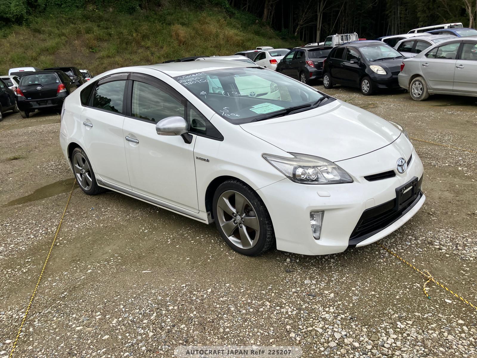 Toyota Prius 2015