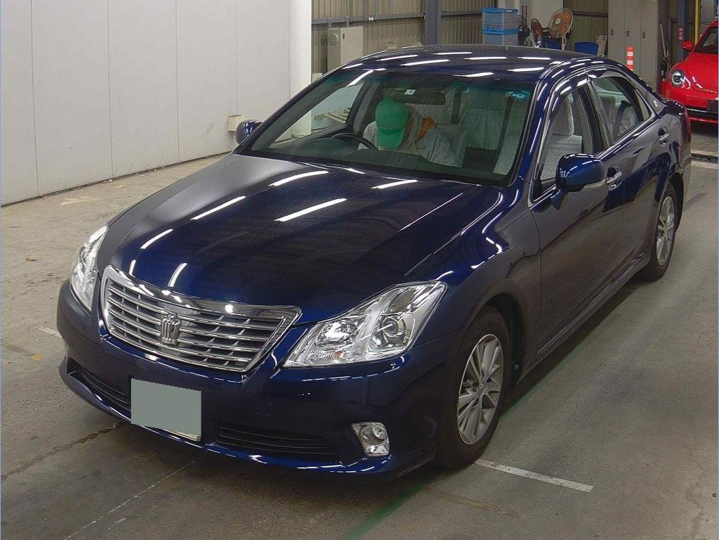 Toyota Crown 2011