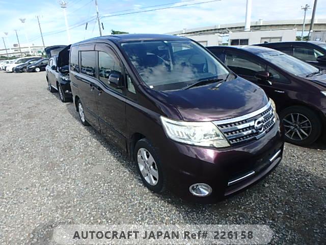 Nissan Serena 2010