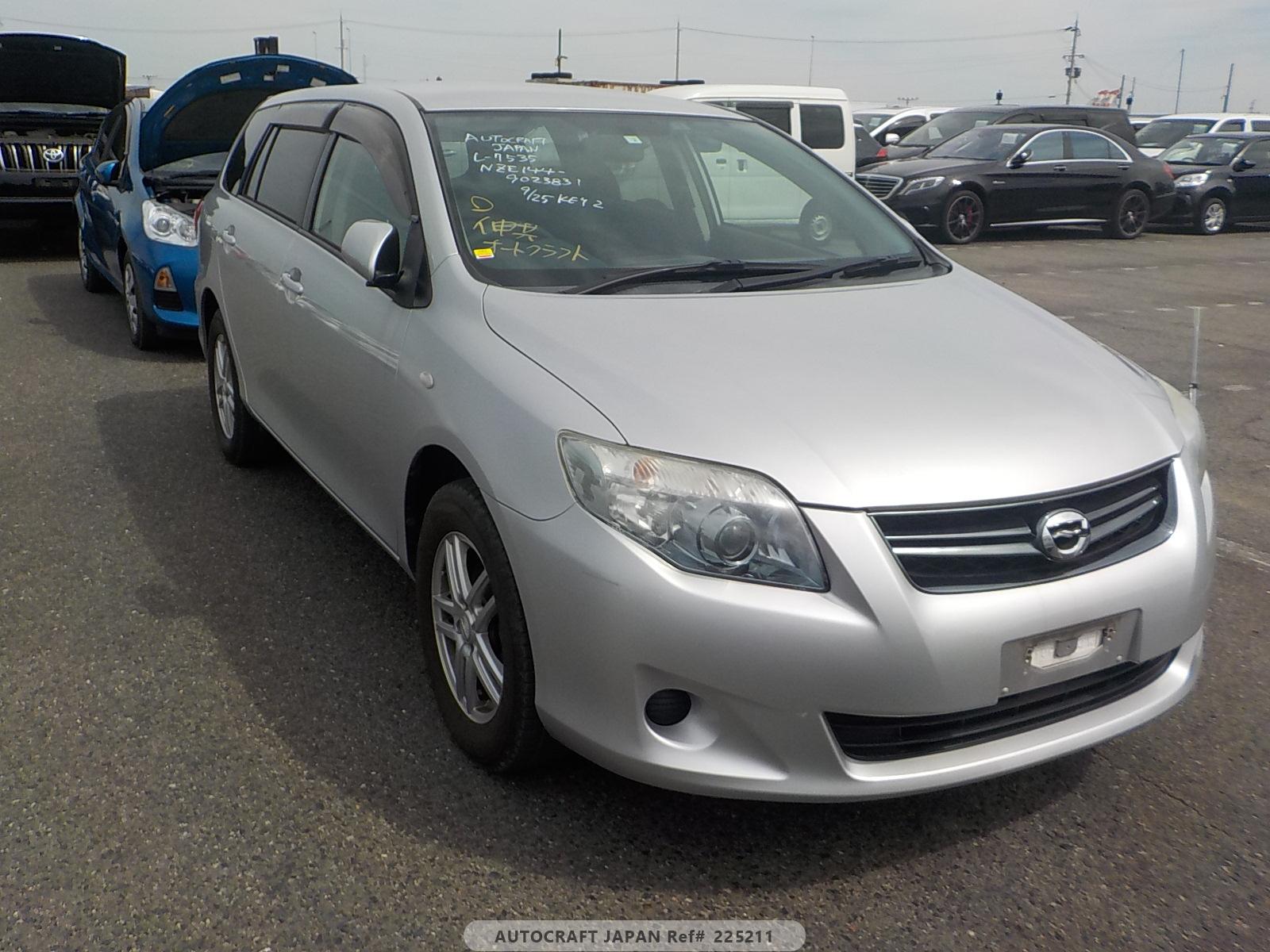 Toyota Corolla Fielder 2010