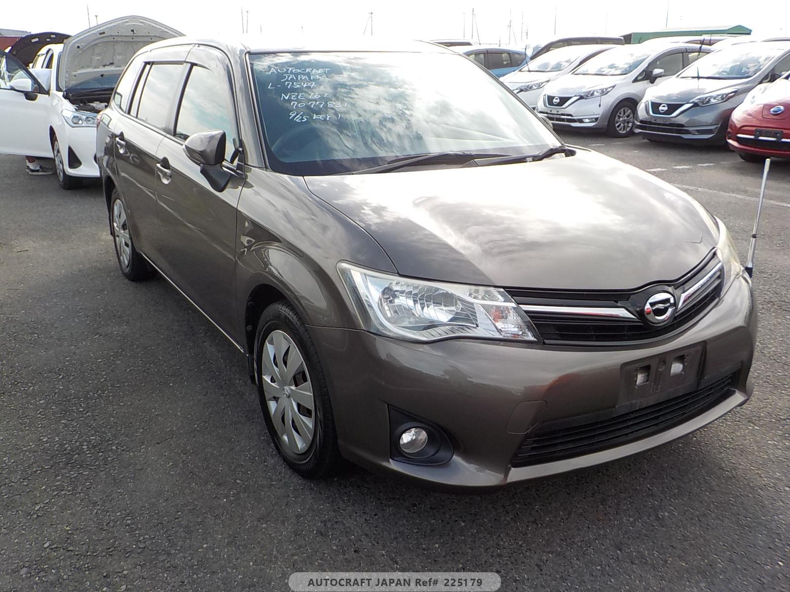 Toyota Corolla Fielder 2013