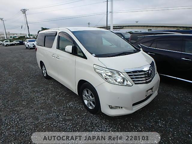 Toyota Alphard 2010