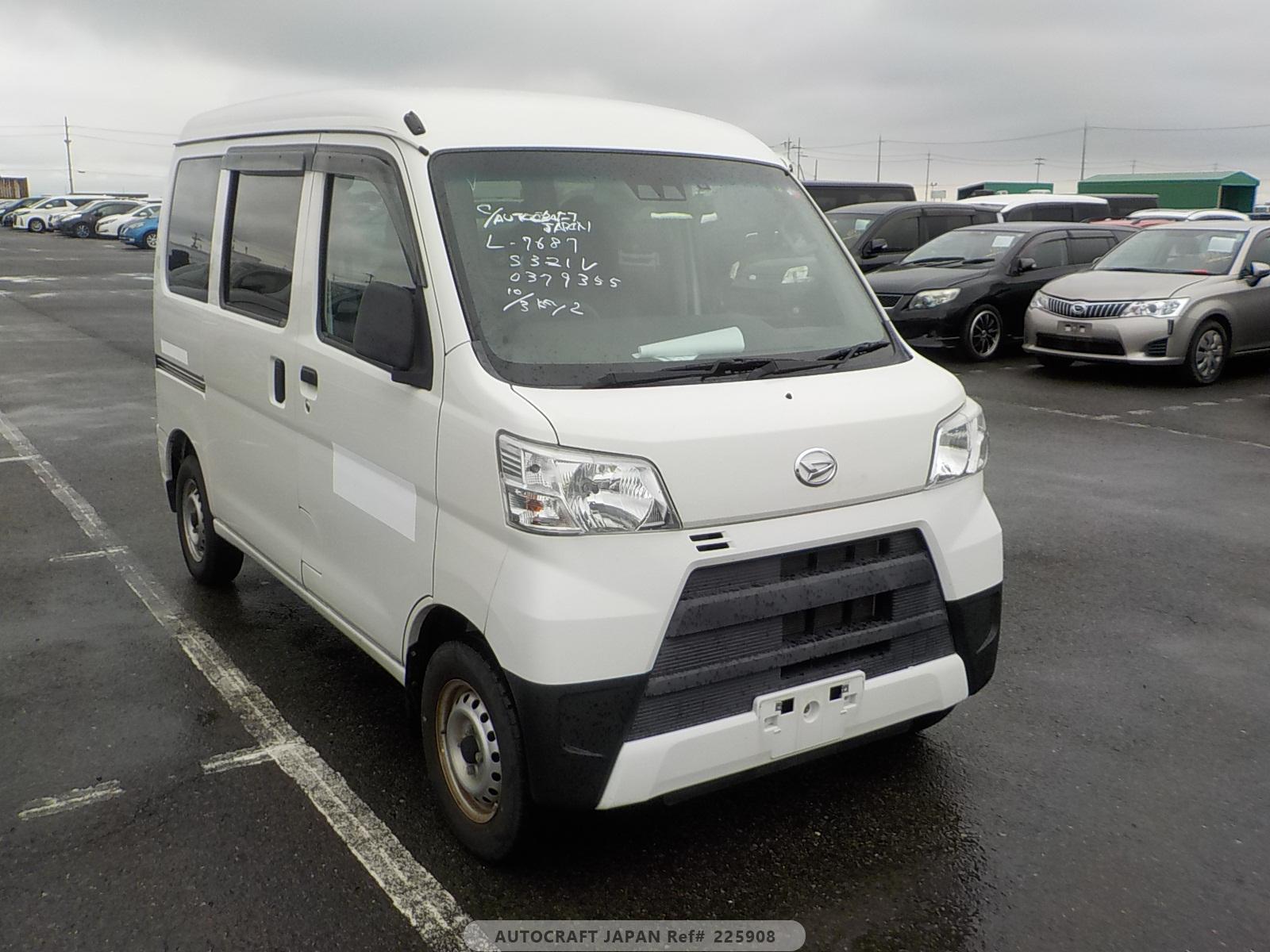 Daihatsu Hijet Cargo 2018