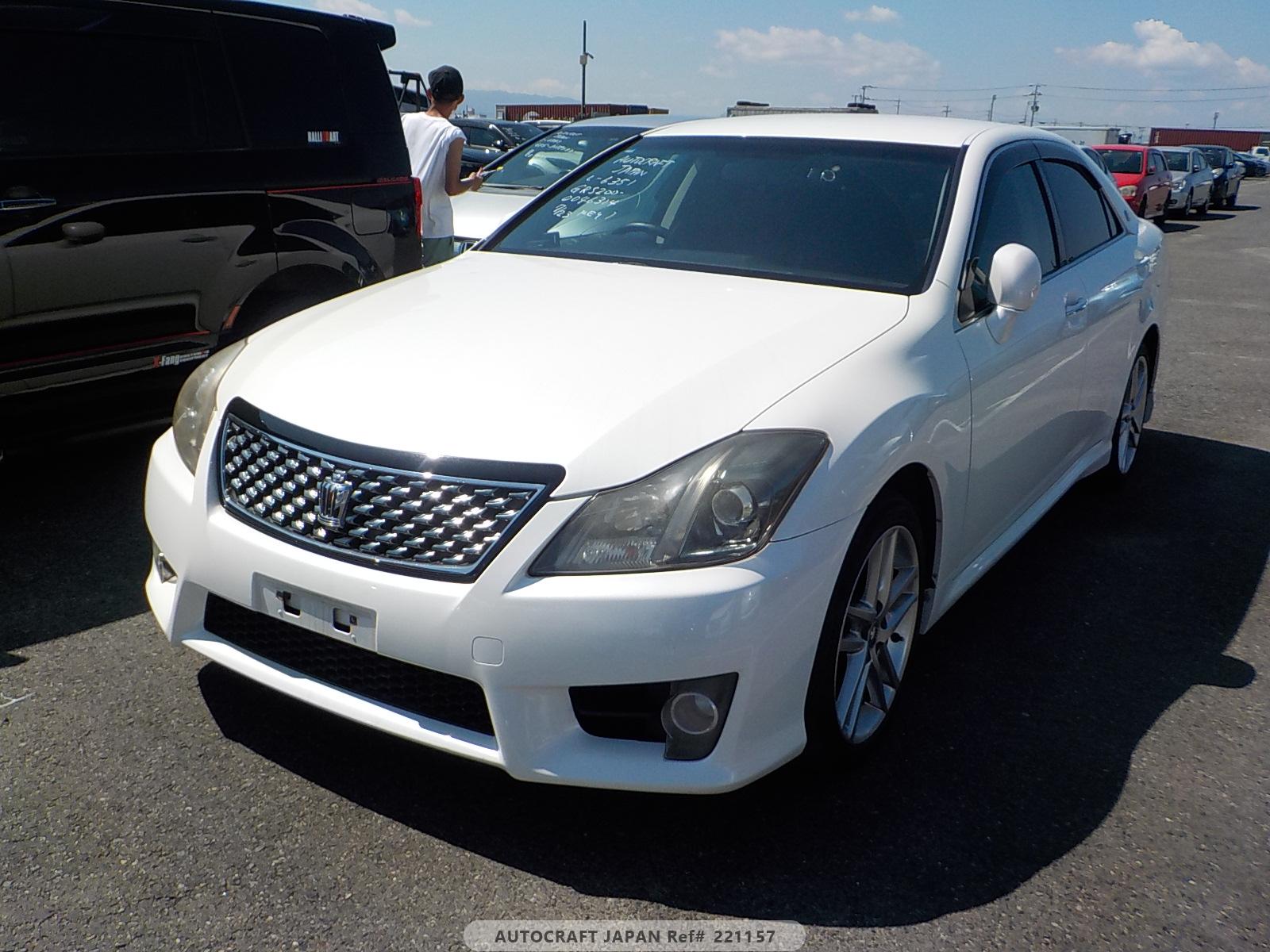 Toyota Crown 2010