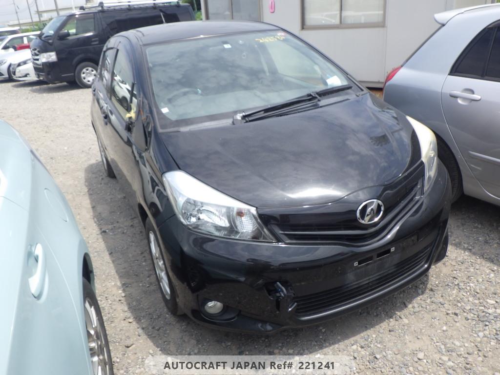 Toyota Vitz 2013