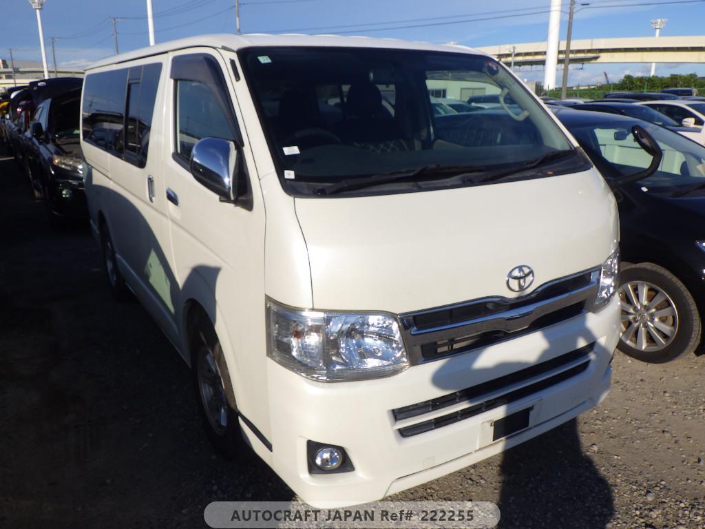 Toyota Regius Van 2010