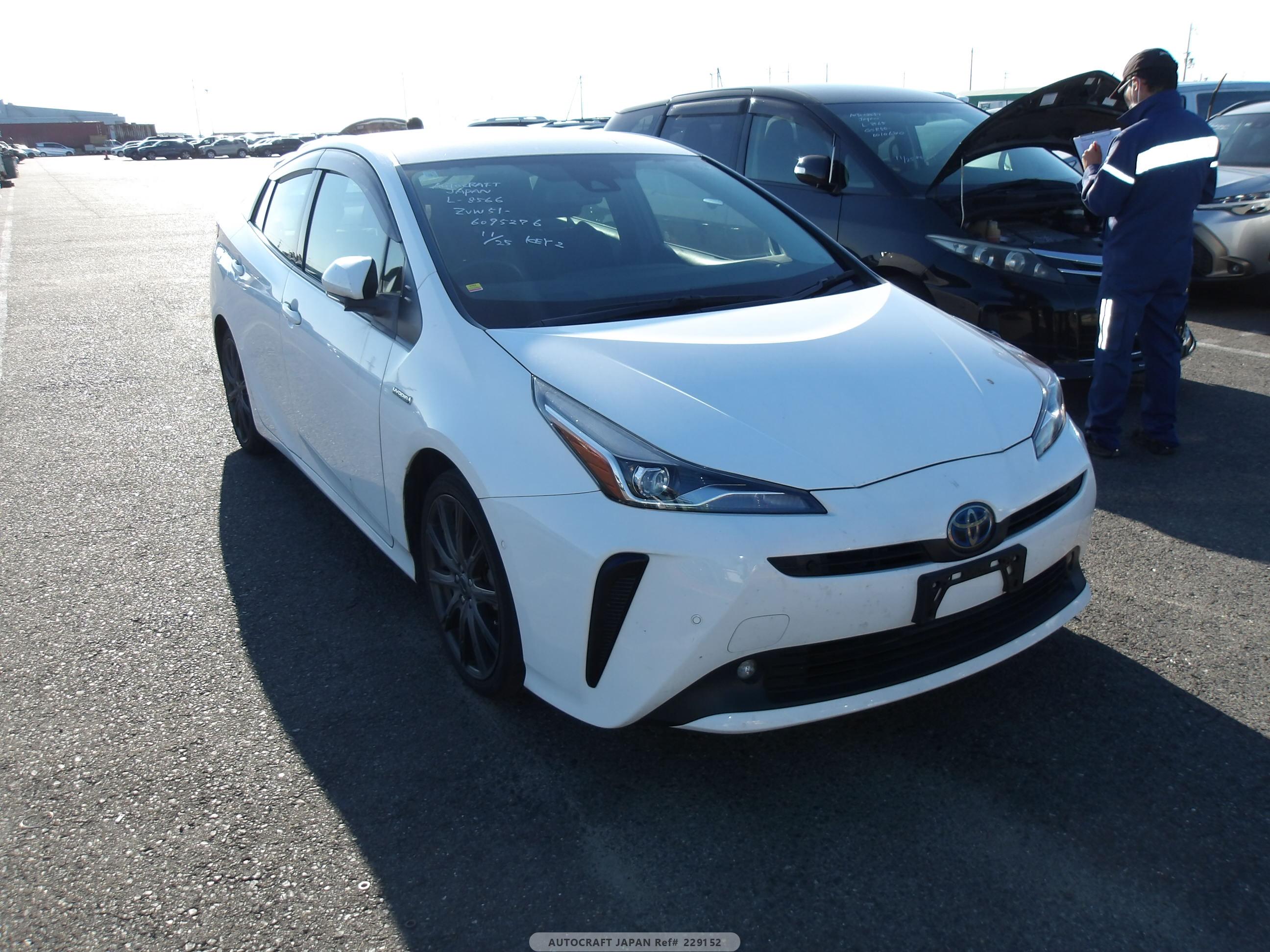 Toyota Prius 2019