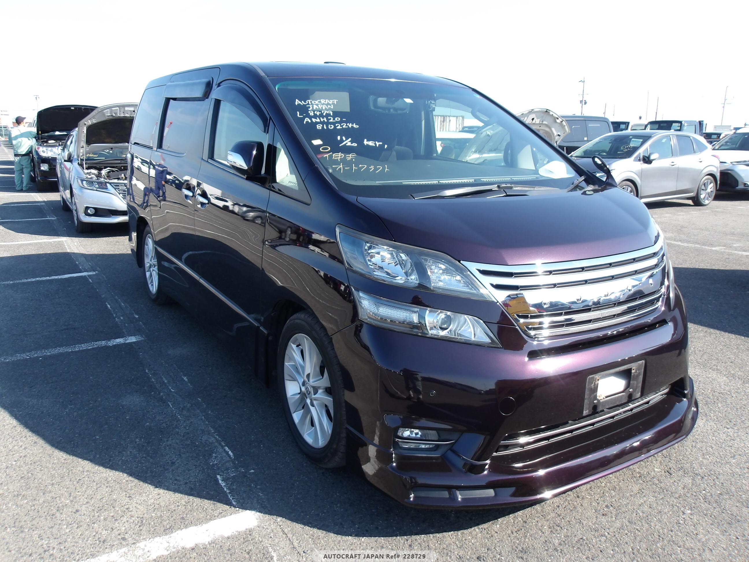 Toyota Vellfire 2010