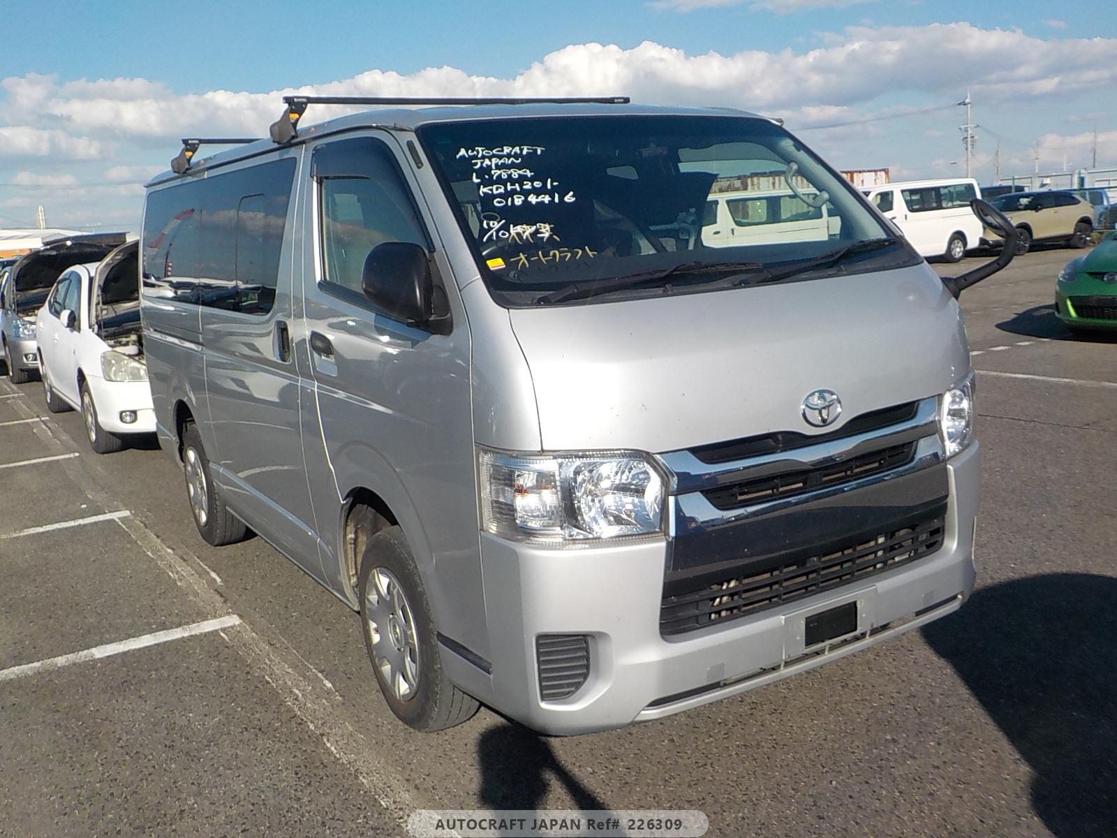 Toyota Hiace Van 2015