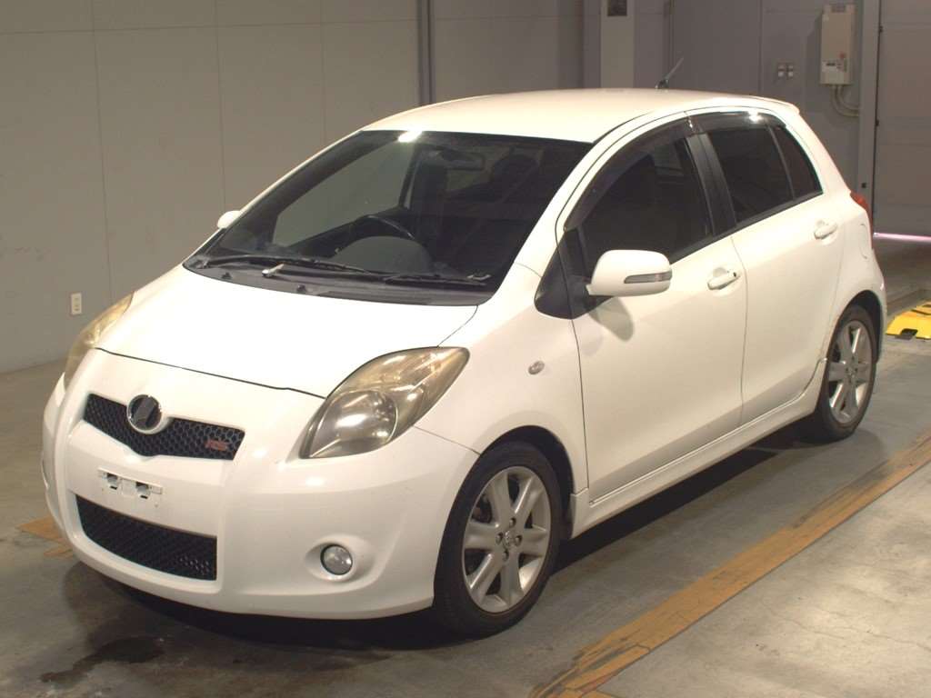 Toyota Vitz 2005