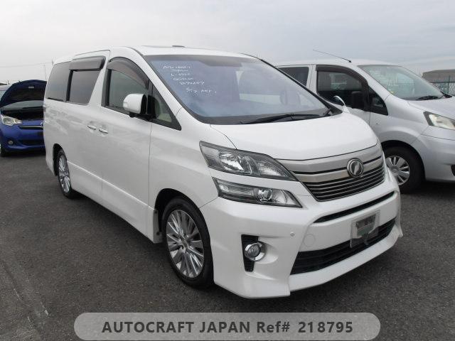 Toyota Vellfire 2013