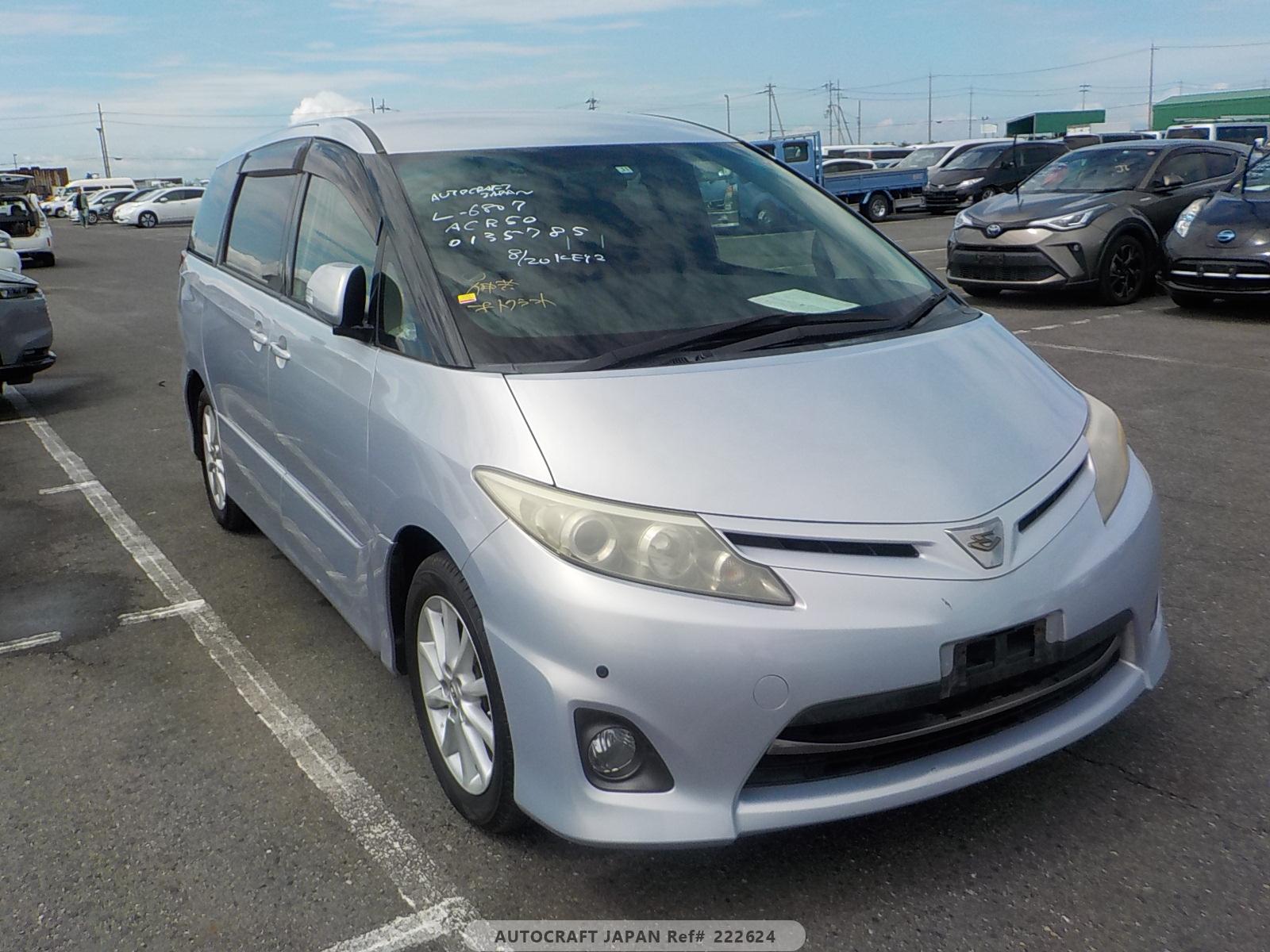 Toyota Estima 2011