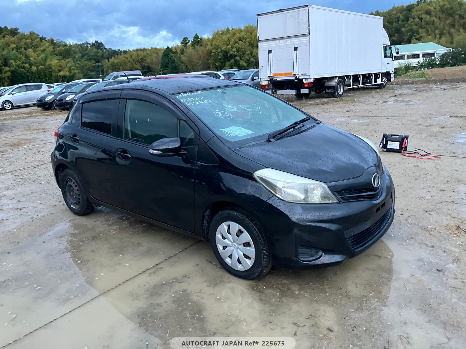 Toyota Vitz 2013