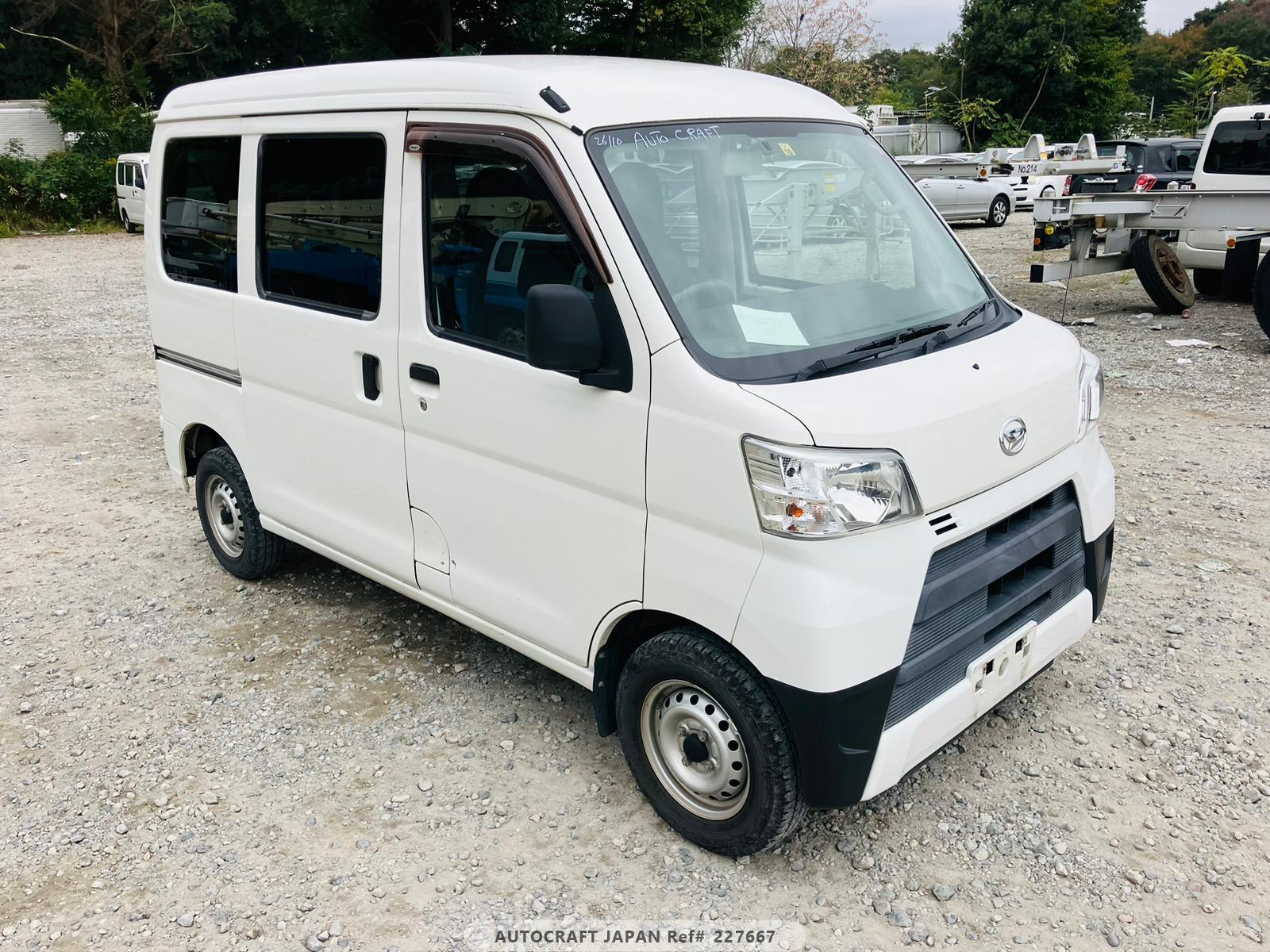 Daihatsu Hijet Cargo 2018