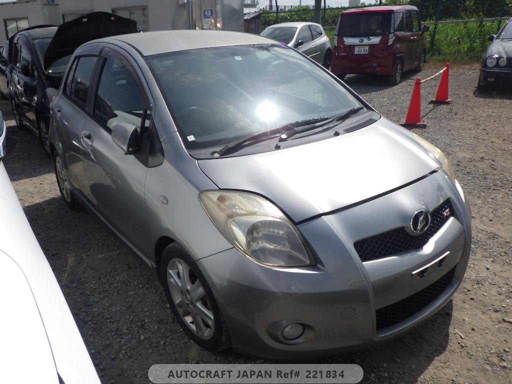 Toyota Vitz 2005