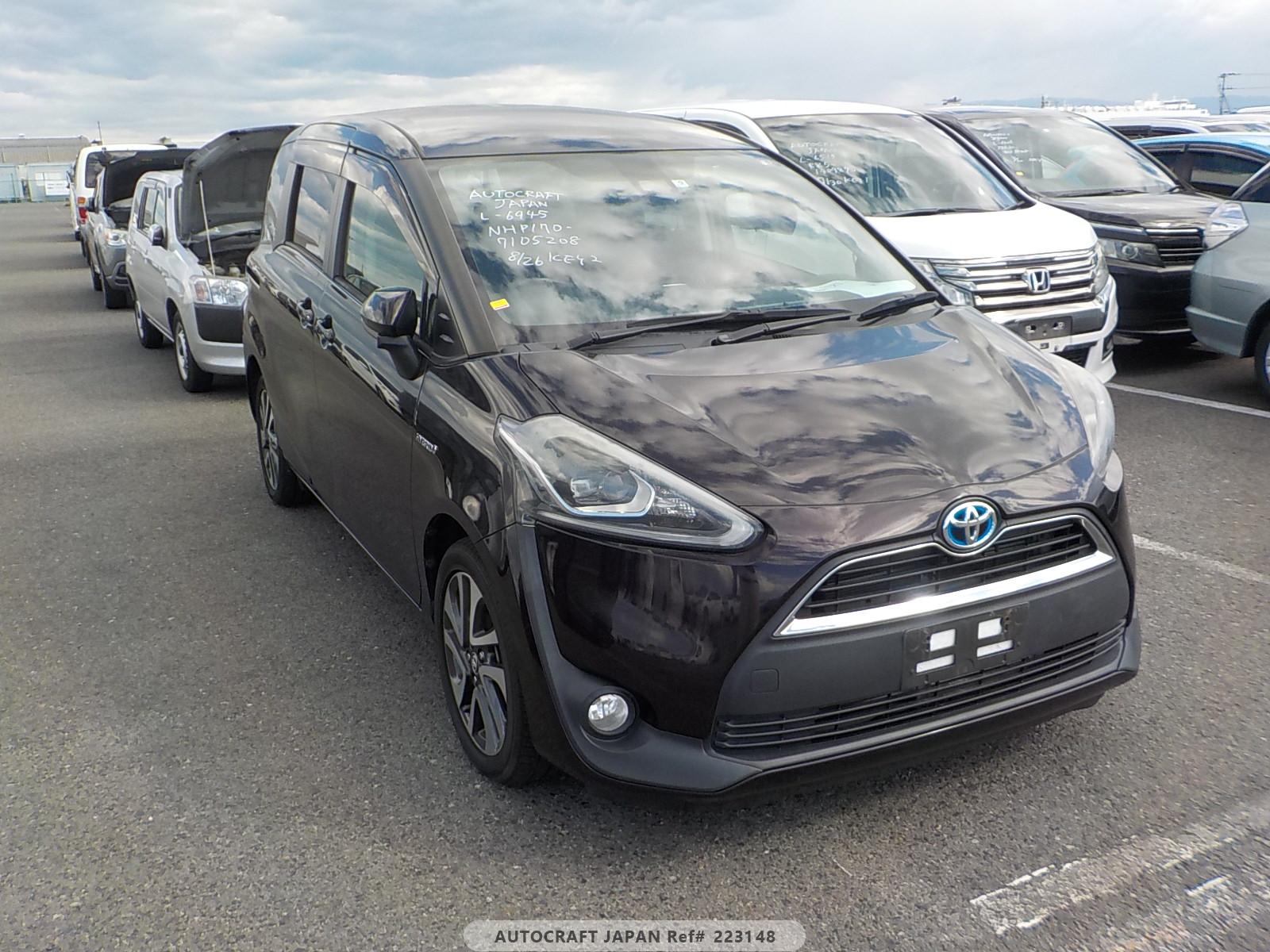 Toyota Sienta 2017