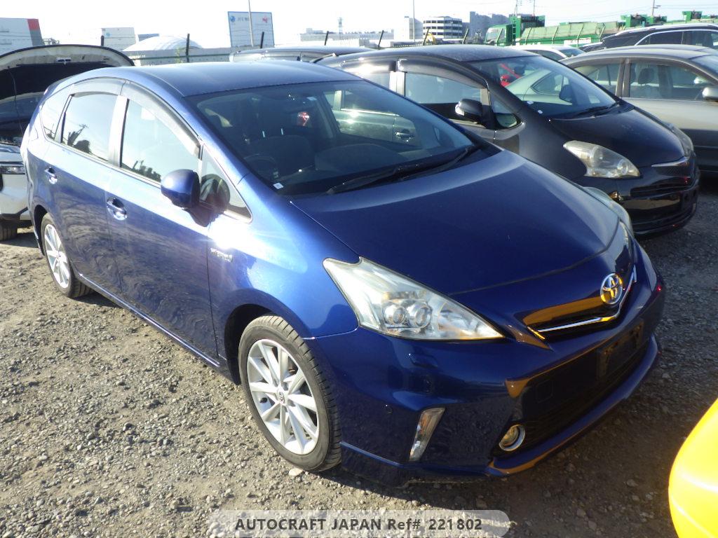 Toyota PRIUS ALPHA 2014