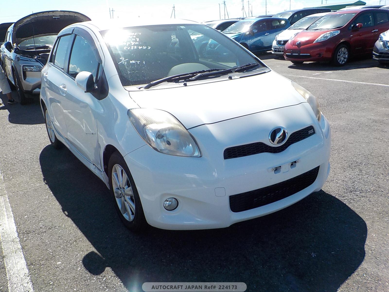 Toyota Vitz 2010