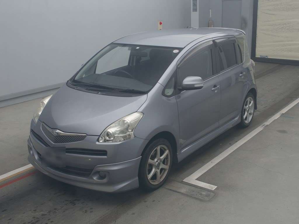 Toyota Ractis 2008