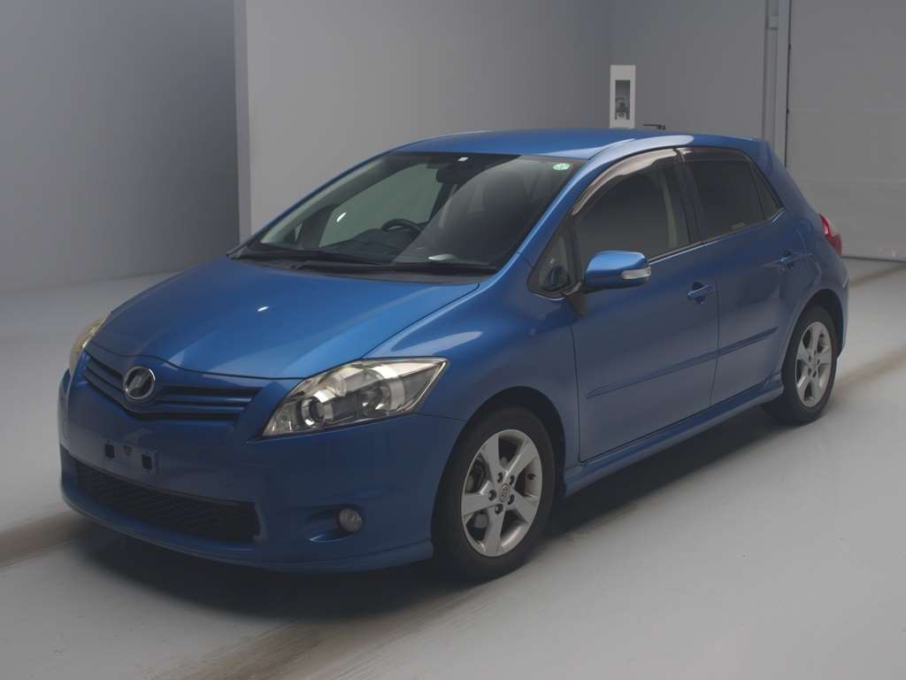 Toyota Auris 2012