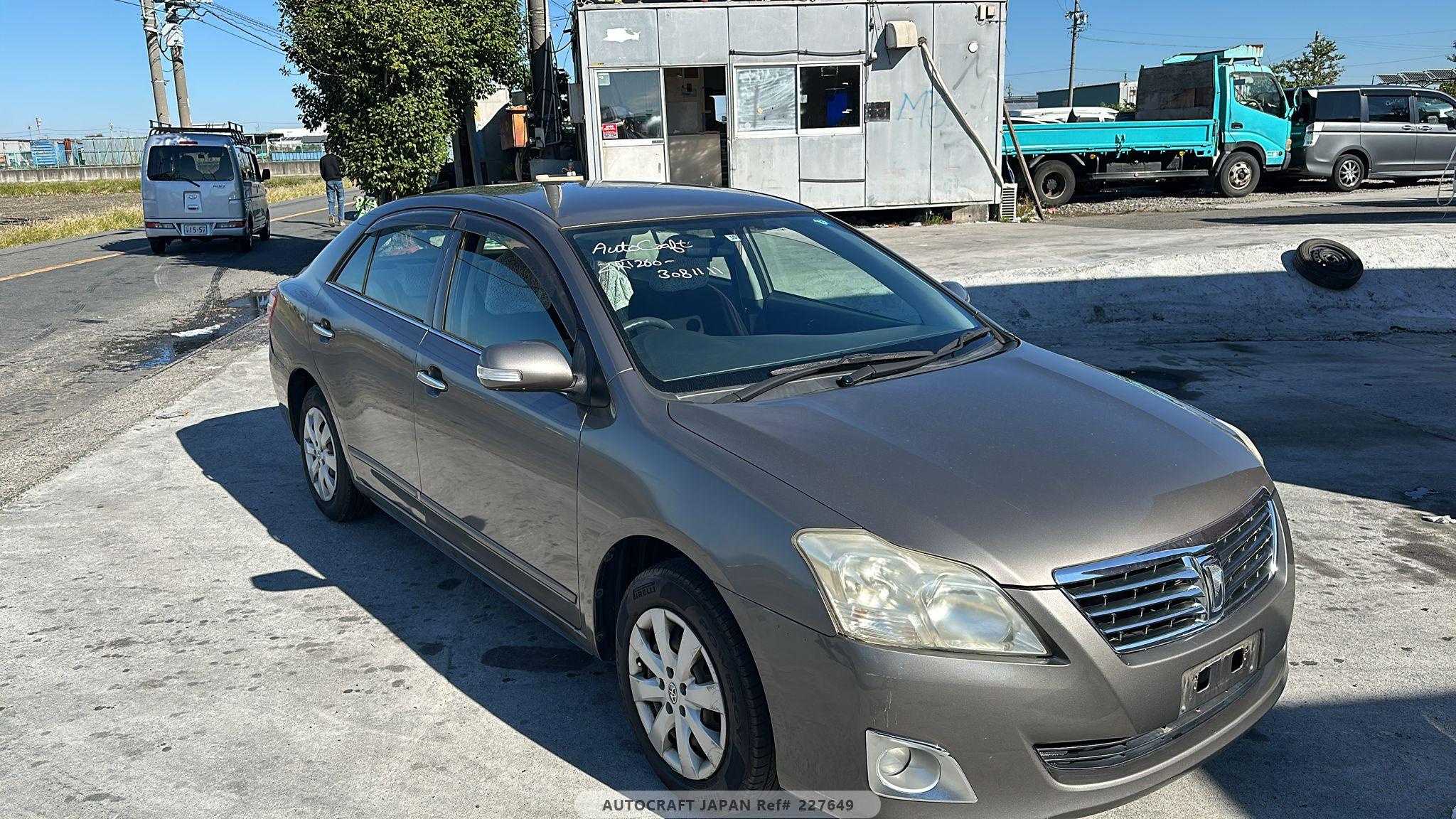 Toyota Premio 2011