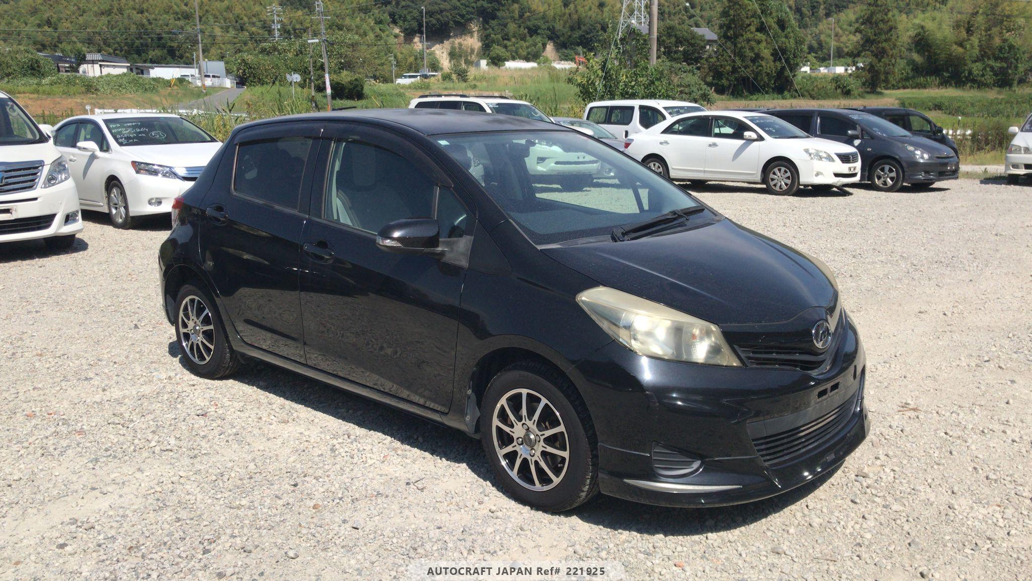 Toyota Vitz 2011