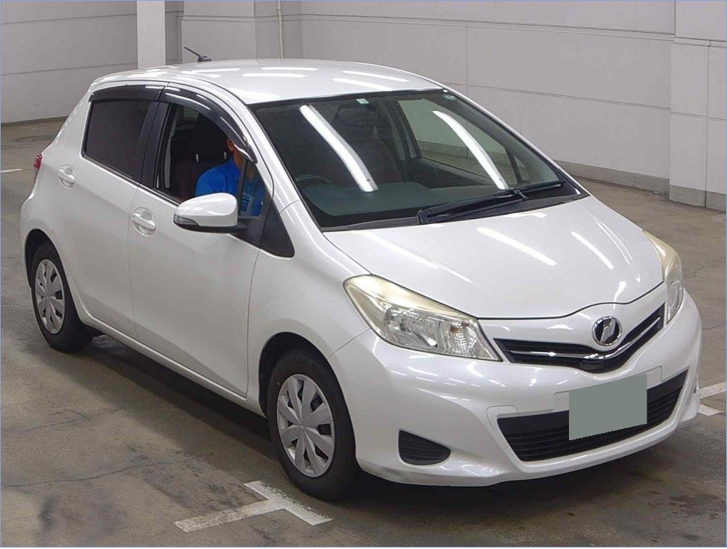 Toyota Vitz 2012