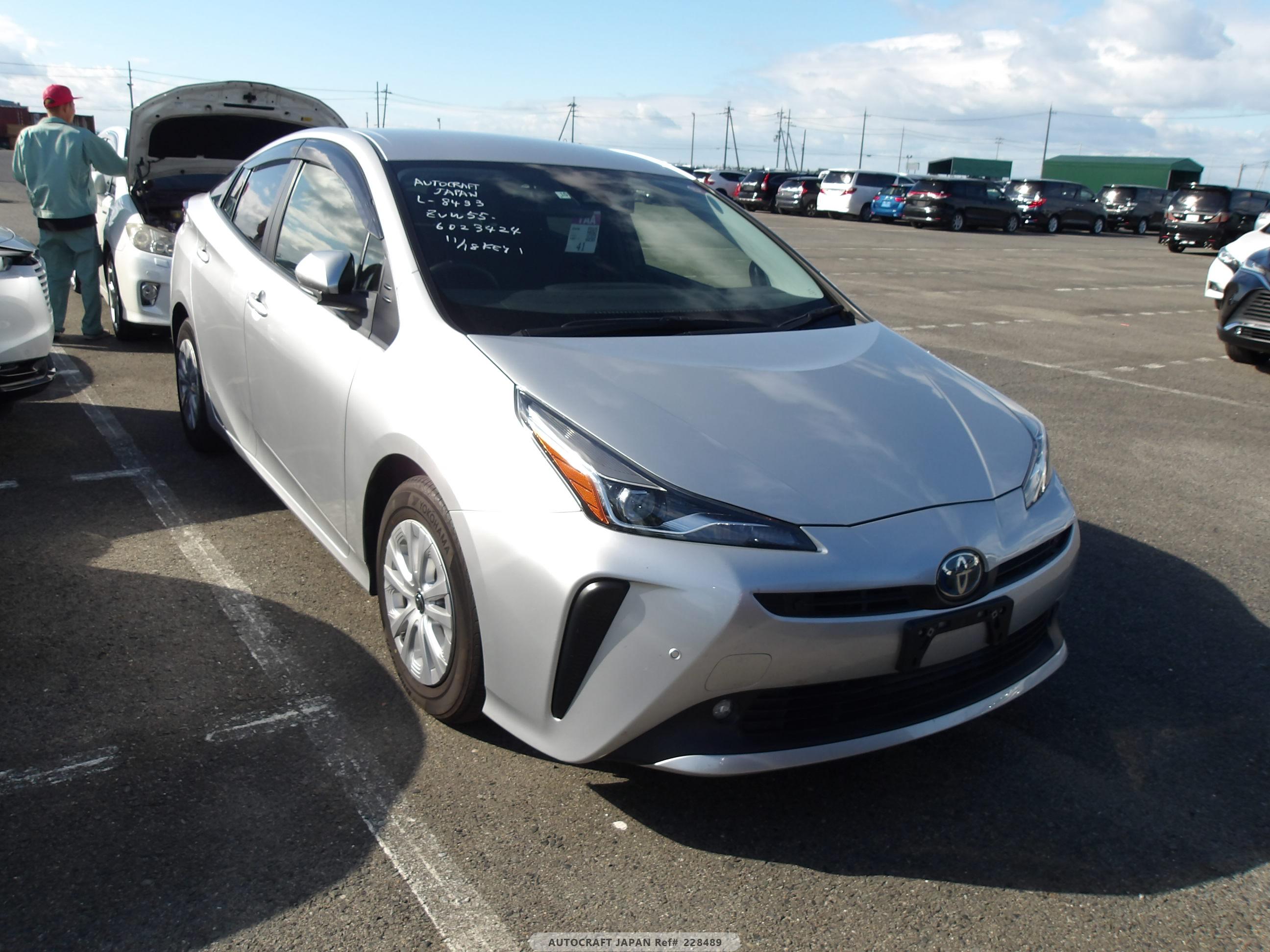 Toyota Prius 2021