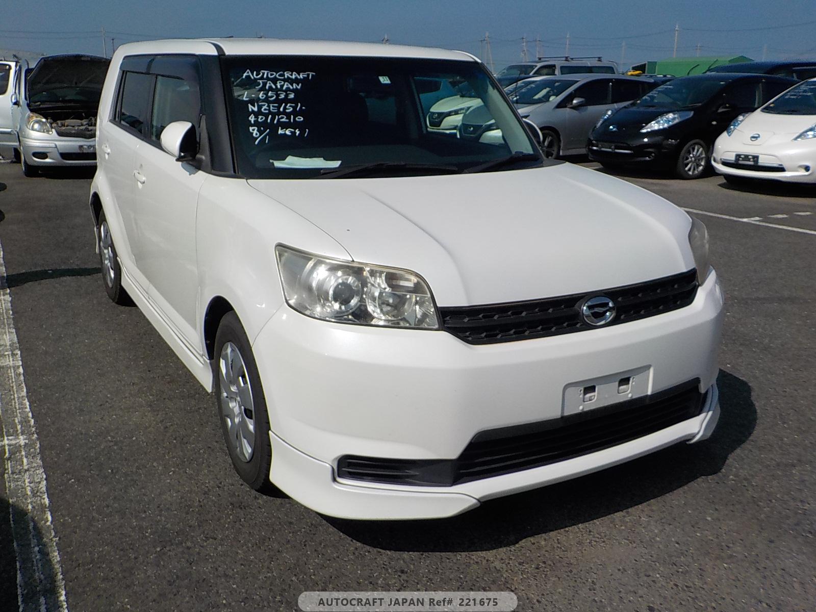 Toyota Corolla Rumion 2013